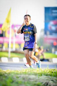 BIB: 345
                            <button type="button" onclick="openModal(3835301)" class="btn btn-primary btn-sm float-right btn-popup" data-toggle="modal" data-target=".modal-high-quality">
                        <i class="fas fa-shopping-cart"></i> Add to Cart
                    </button>
                                            <button type="button" onclick="isThisMe(3835301, true)" class="btn btn-success btn-sm float-right btn-popup btn-isme hidden" data-toggle="tooltip" data-placement="bottom" title="นี่คือรูปของคุณใช่ไหม คลิกที่นี่เพื่อเอาเข้าอัลบั้ม">
                        <i class="fas fa-plus"></i> Add to album
                    </button>
                    <button type="button" onclick="isThisMe(3835301, false)" class="btn btn-warning btn-sm float-right btn-popup btn-isnotme hidden">
                        <i class="fas fa-ban"></i> Remove from album
                    </button>