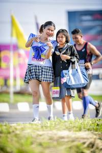 BIB: 2688
                            <button type="button" onclick="openModal(3837934)" class="btn btn-primary btn-sm float-right btn-popup" data-toggle="modal" data-target=".modal-high-quality">
                        <i class="fas fa-shopping-cart"></i> Add to Cart
                    </button>
                                            <button type="button" onclick="isThisMe(3837934, true)" class="btn btn-success btn-sm float-right btn-popup btn-isme hidden" data-toggle="tooltip" data-placement="bottom" title="นี่คือรูปของคุณใช่ไหม คลิกที่นี่เพื่อเอาเข้าอัลบั้ม">
                        <i class="fas fa-plus"></i> Add to album
                    </button>
                    <button type="button" onclick="isThisMe(3837934, false)" class="btn btn-warning btn-sm float-right btn-popup btn-isnotme hidden">
                        <i class="fas fa-ban"></i> Remove from album
                    </button>