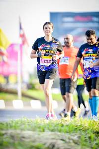 BIB: 12433
                            <button type="button" onclick="openModal(3834249)" class="btn btn-primary btn-sm float-right btn-popup" data-toggle="modal" data-target=".modal-high-quality">
                        <i class="fas fa-shopping-cart"></i> Add to Cart
                    </button>
                                            <button type="button" onclick="isThisMe(3834249, true)" class="btn btn-success btn-sm float-right btn-popup btn-isme hidden" data-toggle="tooltip" data-placement="bottom" title="นี่คือรูปของคุณใช่ไหม คลิกที่นี่เพื่อเอาเข้าอัลบั้ม">
                        <i class="fas fa-plus"></i> Add to album
                    </button>
                    <button type="button" onclick="isThisMe(3834249, false)" class="btn btn-warning btn-sm float-right btn-popup btn-isnotme hidden">
                        <i class="fas fa-ban"></i> Remove from album
                    </button>