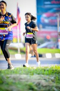 BIB: 12827, 11623
                            <button type="button" onclick="openModal(3834757)" class="btn btn-primary btn-sm float-right btn-popup" data-toggle="modal" data-target=".modal-high-quality">
                        <i class="fas fa-shopping-cart"></i> Add to Cart
                    </button>
                                            <button type="button" onclick="isThisMe(3834757, true)" class="btn btn-success btn-sm float-right btn-popup btn-isme hidden" data-toggle="tooltip" data-placement="bottom" title="นี่คือรูปของคุณใช่ไหม คลิกที่นี่เพื่อเอาเข้าอัลบั้ม">
                        <i class="fas fa-plus"></i> Add to album
                    </button>
                    <button type="button" onclick="isThisMe(3834757, false)" class="btn btn-warning btn-sm float-right btn-popup btn-isnotme hidden">
                        <i class="fas fa-ban"></i> Remove from album
                    </button>