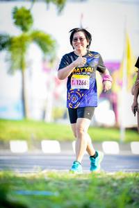 BIB: 1266
                            <button type="button" onclick="openModal(3835225)" class="btn btn-primary btn-sm float-right btn-popup" data-toggle="modal" data-target=".modal-high-quality">
                        <i class="fas fa-shopping-cart"></i> Add to Cart
                    </button>
                                            <button type="button" onclick="isThisMe(3835225, true)" class="btn btn-success btn-sm float-right btn-popup btn-isme hidden" data-toggle="tooltip" data-placement="bottom" title="นี่คือรูปของคุณใช่ไหม คลิกที่นี่เพื่อเอาเข้าอัลบั้ม">
                        <i class="fas fa-plus"></i> Add to album
                    </button>
                    <button type="button" onclick="isThisMe(3835225, false)" class="btn btn-warning btn-sm float-right btn-popup btn-isnotme hidden">
                        <i class="fas fa-ban"></i> Remove from album
                    </button>