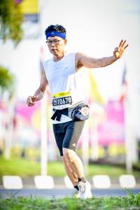 BIB: 0678
                            <button type="button" onclick="openModal(3833297)" class="btn btn-primary btn-sm float-right btn-popup" data-toggle="modal" data-target=".modal-high-quality">
                        <i class="fas fa-shopping-cart"></i> Add to Cart
                    </button>
                                            <button type="button" onclick="isThisMe(3833297, true)" class="btn btn-success btn-sm float-right btn-popup btn-isme hidden" data-toggle="tooltip" data-placement="bottom" title="นี่คือรูปของคุณใช่ไหม คลิกที่นี่เพื่อเอาเข้าอัลบั้ม">
                        <i class="fas fa-plus"></i> Add to album
                    </button>
                    <button type="button" onclick="isThisMe(3833297, false)" class="btn btn-warning btn-sm float-right btn-popup btn-isnotme hidden">
                        <i class="fas fa-ban"></i> Remove from album
                    </button>