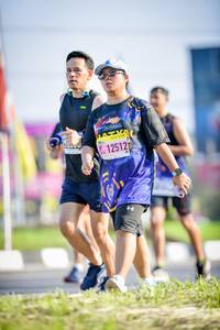 BIB: 12512
                            <button type="button" onclick="openModal(3837774)" class="btn btn-primary btn-sm float-right btn-popup" data-toggle="modal" data-target=".modal-high-quality">
                        <i class="fas fa-shopping-cart"></i> Add to Cart
                    </button>
                                            <button type="button" onclick="isThisMe(3837774, true)" class="btn btn-success btn-sm float-right btn-popup btn-isme hidden" data-toggle="tooltip" data-placement="bottom" title="นี่คือรูปของคุณใช่ไหม คลิกที่นี่เพื่อเอาเข้าอัลบั้ม">
                        <i class="fas fa-plus"></i> Add to album
                    </button>
                    <button type="button" onclick="isThisMe(3837774, false)" class="btn btn-warning btn-sm float-right btn-popup btn-isnotme hidden">
                        <i class="fas fa-ban"></i> Remove from album
                    </button>