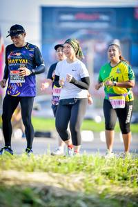 BIB: 400, 121, 11811
                            <button type="button" onclick="openModal(3836301)" class="btn btn-primary btn-sm float-right btn-popup" data-toggle="modal" data-target=".modal-high-quality">
                        <i class="fas fa-shopping-cart"></i> Add to Cart
                    </button>
                                            <button type="button" onclick="isThisMe(3836301, true)" class="btn btn-success btn-sm float-right btn-popup btn-isme hidden" data-toggle="tooltip" data-placement="bottom" title="นี่คือรูปของคุณใช่ไหม คลิกที่นี่เพื่อเอาเข้าอัลบั้ม">
                        <i class="fas fa-plus"></i> Add to album
                    </button>
                    <button type="button" onclick="isThisMe(3836301, false)" class="btn btn-warning btn-sm float-right btn-popup btn-isnotme hidden">
                        <i class="fas fa-ban"></i> Remove from album
                    </button>