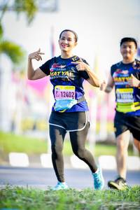 BIB: 12402
                            <button type="button" onclick="openModal(3833836)" class="btn btn-primary btn-sm float-right btn-popup" data-toggle="modal" data-target=".modal-high-quality">
                        <i class="fas fa-shopping-cart"></i> Add to Cart
                    </button>
                                            <button type="button" onclick="isThisMe(3833836, true)" class="btn btn-success btn-sm float-right btn-popup btn-isme hidden" data-toggle="tooltip" data-placement="bottom" title="นี่คือรูปของคุณใช่ไหม คลิกที่นี่เพื่อเอาเข้าอัลบั้ม">
                        <i class="fas fa-plus"></i> Add to album
                    </button>
                    <button type="button" onclick="isThisMe(3833836, false)" class="btn btn-warning btn-sm float-right btn-popup btn-isnotme hidden">
                        <i class="fas fa-ban"></i> Remove from album
                    </button>