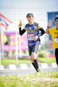 BIB: 4024
                            <button type="button" onclick="openModal(3840342)" class="btn btn-primary btn-sm float-right btn-popup" data-toggle="modal" data-target=".modal-high-quality">
                        <i class="fas fa-shopping-cart"></i> Add to Cart
                    </button>
                                            <button type="button" onclick="isThisMe(3840342, true)" class="btn btn-success btn-sm float-right btn-popup btn-isme hidden" data-toggle="tooltip" data-placement="bottom" title="นี่คือรูปของคุณใช่ไหม คลิกที่นี่เพื่อเอาเข้าอัลบั้ม">
                        <i class="fas fa-plus"></i> Add to album
                    </button>
                    <button type="button" onclick="isThisMe(3840342, false)" class="btn btn-warning btn-sm float-right btn-popup btn-isnotme hidden">
                        <i class="fas fa-ban"></i> Remove from album
                    </button>