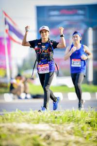 BIB: 201, 41454
                            <button type="button" onclick="openModal(3836759)" class="btn btn-primary btn-sm float-right btn-popup" data-toggle="modal" data-target=".modal-high-quality">
                        <i class="fas fa-shopping-cart"></i> Add to Cart
                    </button>
                                            <button type="button" onclick="isThisMe(3836759, true)" class="btn btn-success btn-sm float-right btn-popup btn-isme hidden" data-toggle="tooltip" data-placement="bottom" title="นี่คือรูปของคุณใช่ไหม คลิกที่นี่เพื่อเอาเข้าอัลบั้ม">
                        <i class="fas fa-plus"></i> Add to album
                    </button>
                    <button type="button" onclick="isThisMe(3836759, false)" class="btn btn-warning btn-sm float-right btn-popup btn-isnotme hidden">
                        <i class="fas fa-ban"></i> Remove from album
                    </button>