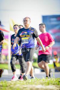 BIB: 10572
                            <button type="button" onclick="openModal(3837180)" class="btn btn-primary btn-sm float-right btn-popup" data-toggle="modal" data-target=".modal-high-quality">
                        <i class="fas fa-shopping-cart"></i> Add to Cart
                    </button>
                                            <button type="button" onclick="isThisMe(3837180, true)" class="btn btn-success btn-sm float-right btn-popup btn-isme hidden" data-toggle="tooltip" data-placement="bottom" title="นี่คือรูปของคุณใช่ไหม คลิกที่นี่เพื่อเอาเข้าอัลบั้ม">
                        <i class="fas fa-plus"></i> Add to album
                    </button>
                    <button type="button" onclick="isThisMe(3837180, false)" class="btn btn-warning btn-sm float-right btn-popup btn-isnotme hidden">
                        <i class="fas fa-ban"></i> Remove from album
                    </button>