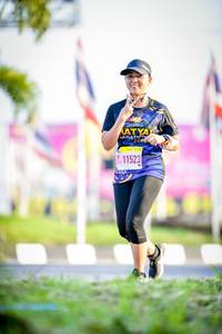 BIB: 11523
                            <button type="button" onclick="openModal(3833292)" class="btn btn-primary btn-sm float-right btn-popup" data-toggle="modal" data-target=".modal-high-quality">
                        <i class="fas fa-shopping-cart"></i> Add to Cart
                    </button>
                                            <button type="button" onclick="isThisMe(3833292, true)" class="btn btn-success btn-sm float-right btn-popup btn-isme hidden" data-toggle="tooltip" data-placement="bottom" title="นี่คือรูปของคุณใช่ไหม คลิกที่นี่เพื่อเอาเข้าอัลบั้ม">
                        <i class="fas fa-plus"></i> Add to album
                    </button>
                    <button type="button" onclick="isThisMe(3833292, false)" class="btn btn-warning btn-sm float-right btn-popup btn-isnotme hidden">
                        <i class="fas fa-ban"></i> Remove from album
                    </button>