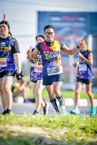 BIB: 201, 1666, 0941
                            <button type="button" onclick="openModal(3836275)" class="btn btn-primary btn-sm float-right btn-popup" data-toggle="modal" data-target=".modal-high-quality">
                        <i class="fas fa-shopping-cart"></i> Add to Cart
                    </button>
                                            <button type="button" onclick="isThisMe(3836275, true)" class="btn btn-success btn-sm float-right btn-popup btn-isme hidden" data-toggle="tooltip" data-placement="bottom" title="นี่คือรูปของคุณใช่ไหม คลิกที่นี่เพื่อเอาเข้าอัลบั้ม">
                        <i class="fas fa-plus"></i> Add to album
                    </button>
                    <button type="button" onclick="isThisMe(3836275, false)" class="btn btn-warning btn-sm float-right btn-popup btn-isnotme hidden">
                        <i class="fas fa-ban"></i> Remove from album
                    </button>