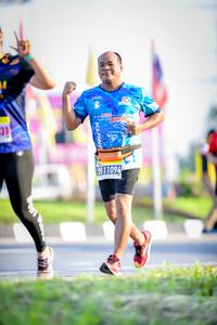 BIB: 1109
                            <button type="button" onclick="openModal(3835019)" class="btn btn-primary btn-sm float-right btn-popup" data-toggle="modal" data-target=".modal-high-quality">
                        <i class="fas fa-shopping-cart"></i> Add to Cart
                    </button>
                                            <button type="button" onclick="isThisMe(3835019, true)" class="btn btn-success btn-sm float-right btn-popup btn-isme hidden" data-toggle="tooltip" data-placement="bottom" title="นี่คือรูปของคุณใช่ไหม คลิกที่นี่เพื่อเอาเข้าอัลบั้ม">
                        <i class="fas fa-plus"></i> Add to album
                    </button>
                    <button type="button" onclick="isThisMe(3835019, false)" class="btn btn-warning btn-sm float-right btn-popup btn-isnotme hidden">
                        <i class="fas fa-ban"></i> Remove from album
                    </button>