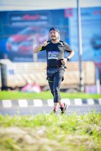 BIB: 20961
                            <button type="button" onclick="openModal(3839976)" class="btn btn-primary btn-sm float-right btn-popup" data-toggle="modal" data-target=".modal-high-quality">
                        <i class="fas fa-shopping-cart"></i> Add to Cart
                    </button>
                                            <button type="button" onclick="isThisMe(3839976, true)" class="btn btn-success btn-sm float-right btn-popup btn-isme hidden" data-toggle="tooltip" data-placement="bottom" title="นี่คือรูปของคุณใช่ไหม คลิกที่นี่เพื่อเอาเข้าอัลบั้ม">
                        <i class="fas fa-plus"></i> Add to album
                    </button>
                    <button type="button" onclick="isThisMe(3839976, false)" class="btn btn-warning btn-sm float-right btn-popup btn-isnotme hidden">
                        <i class="fas fa-ban"></i> Remove from album
                    </button>