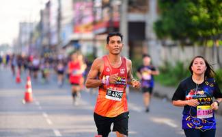 BIB: 40290, 11864
                            <button type="button" onclick="openModal(3784580)" class="btn btn-primary btn-sm float-right btn-popup" data-toggle="modal" data-target=".modal-high-quality">
                        <i class="fas fa-shopping-cart"></i> Add to Cart
                    </button>
                                            <button type="button" onclick="isThisMe(3784580, true)" class="btn btn-success btn-sm float-right btn-popup btn-isme hidden" data-toggle="tooltip" data-placement="bottom" title="นี่คือรูปของคุณใช่ไหม คลิกที่นี่เพื่อเอาเข้าอัลบั้ม">
                        <i class="fas fa-plus"></i> Add to album
                    </button>
                    <button type="button" onclick="isThisMe(3784580, false)" class="btn btn-warning btn-sm float-right btn-popup btn-isnotme hidden">
                        <i class="fas fa-ban"></i> Remove from album
                    </button>