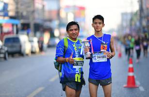 BIB: 041585, 1023, 
                            <button type="button" onclick="openModal(3784571)" class="btn btn-primary btn-sm float-right btn-popup" data-toggle="modal" data-target=".modal-high-quality">
                        <i class="fas fa-shopping-cart"></i> Add to Cart
                    </button>
                                            <button type="button" onclick="isThisMe(3784571, true)" class="btn btn-success btn-sm float-right btn-popup btn-isme hidden" data-toggle="tooltip" data-placement="bottom" title="นี่คือรูปของคุณใช่ไหม คลิกที่นี่เพื่อเอาเข้าอัลบั้ม">
                        <i class="fas fa-plus"></i> Add to album
                    </button>
                    <button type="button" onclick="isThisMe(3784571, false)" class="btn btn-warning btn-sm float-right btn-popup btn-isnotme hidden">
                        <i class="fas fa-ban"></i> Remove from album
                    </button>