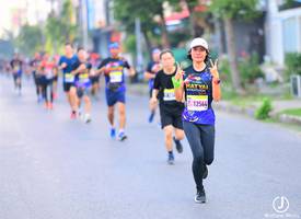 BIB: 12544
                            <button type="button" onclick="openModal(3759518)" class="btn btn-primary btn-sm float-right btn-popup" data-toggle="modal" data-target=".modal-high-quality">
                        <i class="fas fa-shopping-cart"></i> Add to Cart
                    </button>
                                            <button type="button" onclick="isThisMe(3759518, true)" class="btn btn-success btn-sm float-right btn-popup btn-isme hidden" data-toggle="tooltip" data-placement="bottom" title="นี่คือรูปของคุณใช่ไหม คลิกที่นี่เพื่อเอาเข้าอัลบั้ม">
                        <i class="fas fa-plus"></i> Add to album
                    </button>
                    <button type="button" onclick="isThisMe(3759518, false)" class="btn btn-warning btn-sm float-right btn-popup btn-isnotme hidden">
                        <i class="fas fa-ban"></i> Remove from album
                    </button>