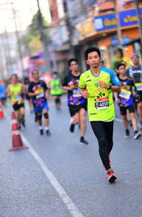 BIB: 40589
                            <button type="button" onclick="openModal(3784551)" class="btn btn-primary btn-sm float-right btn-popup" data-toggle="modal" data-target=".modal-high-quality">
                        <i class="fas fa-shopping-cart"></i> Add to Cart
                    </button>
                                            <button type="button" onclick="isThisMe(3784551, true)" class="btn btn-success btn-sm float-right btn-popup btn-isme hidden" data-toggle="tooltip" data-placement="bottom" title="นี่คือรูปของคุณใช่ไหม คลิกที่นี่เพื่อเอาเข้าอัลบั้ม">
                        <i class="fas fa-plus"></i> Add to album
                    </button>
                    <button type="button" onclick="isThisMe(3784551, false)" class="btn btn-warning btn-sm float-right btn-popup btn-isnotme hidden">
                        <i class="fas fa-ban"></i> Remove from album
                    </button>