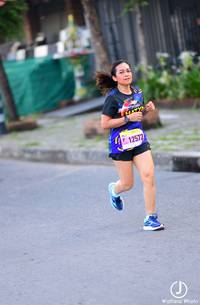 BIB: 12572
                            <button type="button" onclick="openModal(3747291)" class="btn btn-primary btn-sm float-right btn-popup" data-toggle="modal" data-target=".modal-high-quality">
                        <i class="fas fa-shopping-cart"></i> Add to Cart
                    </button>
                                            <button type="button" onclick="isThisMe(3747291, true)" class="btn btn-success btn-sm float-right btn-popup btn-isme hidden" data-toggle="tooltip" data-placement="bottom" title="นี่คือรูปของคุณใช่ไหม คลิกที่นี่เพื่อเอาเข้าอัลบั้ม">
                        <i class="fas fa-plus"></i> Add to album
                    </button>
                    <button type="button" onclick="isThisMe(3747291, false)" class="btn btn-warning btn-sm float-right btn-popup btn-isnotme hidden">
                        <i class="fas fa-ban"></i> Remove from album
                    </button>