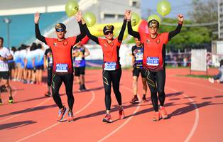 BIB: 
                            <button type="button" onclick="openModal(3806213)" class="btn btn-primary btn-sm float-right btn-popup" data-toggle="modal" data-target=".modal-high-quality">
                        <i class="fas fa-shopping-cart"></i> Add to Cart
                    </button>
                                            <button type="button" onclick="isThisMe(3806213, true)" class="btn btn-success btn-sm float-right btn-popup btn-isme hidden" data-toggle="tooltip" data-placement="bottom" title="นี่คือรูปของคุณใช่ไหม คลิกที่นี่เพื่อเอาเข้าอัลบั้ม">
                        <i class="fas fa-plus"></i> Add to album
                    </button>
                    <button type="button" onclick="isThisMe(3806213, false)" class="btn btn-warning btn-sm float-right btn-popup btn-isnotme hidden">
                        <i class="fas fa-ban"></i> Remove from album
                    </button>