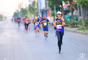 BIB: 12544
                            <button type="button" onclick="openModal(3759514)" class="btn btn-primary btn-sm float-right btn-popup" data-toggle="modal" data-target=".modal-high-quality">
                        <i class="fas fa-shopping-cart"></i> Add to Cart
                    </button>
                                            <button type="button" onclick="isThisMe(3759514, true)" class="btn btn-success btn-sm float-right btn-popup btn-isme hidden" data-toggle="tooltip" data-placement="bottom" title="นี่คือรูปของคุณใช่ไหม คลิกที่นี่เพื่อเอาเข้าอัลบั้ม">
                        <i class="fas fa-plus"></i> Add to album
                    </button>
                    <button type="button" onclick="isThisMe(3759514, false)" class="btn btn-warning btn-sm float-right btn-popup btn-isnotme hidden">
                        <i class="fas fa-ban"></i> Remove from album
                    </button>