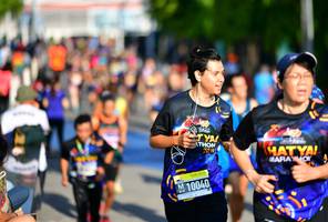 BIB: 10040, 
                            <button type="button" onclick="openModal(3806136)" class="btn btn-primary btn-sm float-right btn-popup" data-toggle="modal" data-target=".modal-high-quality">
                        <i class="fas fa-shopping-cart"></i> Add to Cart
                    </button>
                                            <button type="button" onclick="isThisMe(3806136, true)" class="btn btn-success btn-sm float-right btn-popup btn-isme hidden" data-toggle="tooltip" data-placement="bottom" title="นี่คือรูปของคุณใช่ไหม คลิกที่นี่เพื่อเอาเข้าอัลบั้ม">
                        <i class="fas fa-plus"></i> Add to album
                    </button>
                    <button type="button" onclick="isThisMe(3806136, false)" class="btn btn-warning btn-sm float-right btn-popup btn-isnotme hidden">
                        <i class="fas fa-ban"></i> Remove from album
                    </button>