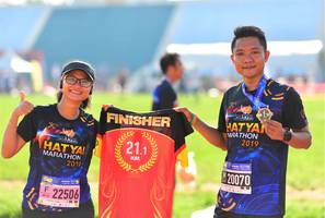 BIB: 2019, 20070, 22506
                            <button type="button" onclick="openModal(3806853)" class="btn btn-primary btn-sm float-right btn-popup" data-toggle="modal" data-target=".modal-high-quality">
                        <i class="fas fa-shopping-cart"></i> Add to Cart
                    </button>
                                            <button type="button" onclick="isThisMe(3806853, true)" class="btn btn-success btn-sm float-right btn-popup btn-isme hidden" data-toggle="tooltip" data-placement="bottom" title="นี่คือรูปของคุณใช่ไหม คลิกที่นี่เพื่อเอาเข้าอัลบั้ม">
                        <i class="fas fa-plus"></i> Add to album
                    </button>
                    <button type="button" onclick="isThisMe(3806853, false)" class="btn btn-warning btn-sm float-right btn-popup btn-isnotme hidden">
                        <i class="fas fa-ban"></i> Remove from album
                    </button>