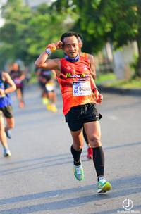 BIB: 042005
                            <button type="button" onclick="openModal(3759941)" class="btn btn-primary btn-sm float-right btn-popup" data-toggle="modal" data-target=".modal-high-quality">
                        <i class="fas fa-shopping-cart"></i> Add to Cart
                    </button>
                                            <button type="button" onclick="isThisMe(3759941, true)" class="btn btn-success btn-sm float-right btn-popup btn-isme hidden" data-toggle="tooltip" data-placement="bottom" title="นี่คือรูปของคุณใช่ไหม คลิกที่นี่เพื่อเอาเข้าอัลบั้ม">
                        <i class="fas fa-plus"></i> Add to album
                    </button>
                    <button type="button" onclick="isThisMe(3759941, false)" class="btn btn-warning btn-sm float-right btn-popup btn-isnotme hidden">
                        <i class="fas fa-ban"></i> Remove from album
                    </button>