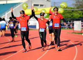 BIB: 215
                            <button type="button" onclick="openModal(3806214)" class="btn btn-primary btn-sm float-right btn-popup" data-toggle="modal" data-target=".modal-high-quality">
                        <i class="fas fa-shopping-cart"></i> Add to Cart
                    </button>
                                            <button type="button" onclick="isThisMe(3806214, true)" class="btn btn-success btn-sm float-right btn-popup btn-isme hidden" data-toggle="tooltip" data-placement="bottom" title="นี่คือรูปของคุณใช่ไหม คลิกที่นี่เพื่อเอาเข้าอัลบั้ม">
                        <i class="fas fa-plus"></i> Add to album
                    </button>
                    <button type="button" onclick="isThisMe(3806214, false)" class="btn btn-warning btn-sm float-right btn-popup btn-isnotme hidden">
                        <i class="fas fa-ban"></i> Remove from album
                    </button>