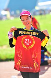 BIB: 211
                            <button type="button" onclick="openModal(3814565)" class="btn btn-primary btn-sm float-right btn-popup" data-toggle="modal" data-target=".modal-high-quality">
                        <i class="fas fa-shopping-cart"></i> Add to Cart
                    </button>
                                            <button type="button" onclick="isThisMe(3814565, true)" class="btn btn-success btn-sm float-right btn-popup btn-isme hidden" data-toggle="tooltip" data-placement="bottom" title="นี่คือรูปของคุณใช่ไหม คลิกที่นี่เพื่อเอาเข้าอัลบั้ม">
                        <i class="fas fa-plus"></i> Add to album
                    </button>
                    <button type="button" onclick="isThisMe(3814565, false)" class="btn btn-warning btn-sm float-right btn-popup btn-isnotme hidden">
                        <i class="fas fa-ban"></i> Remove from album
                    </button>