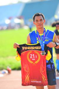 BIB: 211
                            <button type="button" onclick="openModal(3814638)" class="btn btn-primary btn-sm float-right btn-popup" data-toggle="modal" data-target=".modal-high-quality">
                        <i class="fas fa-shopping-cart"></i> Add to Cart
                    </button>
                                            <button type="button" onclick="isThisMe(3814638, true)" class="btn btn-success btn-sm float-right btn-popup btn-isme hidden" data-toggle="tooltip" data-placement="bottom" title="นี่คือรูปของคุณใช่ไหม คลิกที่นี่เพื่อเอาเข้าอัลบั้ม">
                        <i class="fas fa-plus"></i> Add to album
                    </button>
                    <button type="button" onclick="isThisMe(3814638, false)" class="btn btn-warning btn-sm float-right btn-popup btn-isnotme hidden">
                        <i class="fas fa-ban"></i> Remove from album
                    </button>