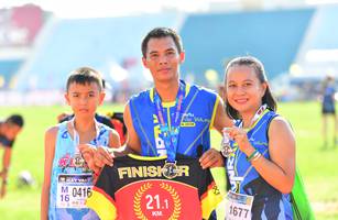 BIB: 0416, 1677
                            <button type="button" onclick="openModal(3814650)" class="btn btn-primary btn-sm float-right btn-popup" data-toggle="modal" data-target=".modal-high-quality">
                        <i class="fas fa-shopping-cart"></i> Add to Cart
                    </button>
                                            <button type="button" onclick="isThisMe(3814650, true)" class="btn btn-success btn-sm float-right btn-popup btn-isme hidden" data-toggle="tooltip" data-placement="bottom" title="นี่คือรูปของคุณใช่ไหม คลิกที่นี่เพื่อเอาเข้าอัลบั้ม">
                        <i class="fas fa-plus"></i> Add to album
                    </button>
                    <button type="button" onclick="isThisMe(3814650, false)" class="btn btn-warning btn-sm float-right btn-popup btn-isnotme hidden">
                        <i class="fas fa-ban"></i> Remove from album
                    </button>