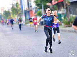 BIB: 
                            <button type="button" onclick="openModal(3747423)" class="btn btn-primary btn-sm float-right btn-popup" data-toggle="modal" data-target=".modal-high-quality">
                        <i class="fas fa-shopping-cart"></i> Add to Cart
                    </button>
                                            <button type="button" onclick="isThisMe(3747423, true)" class="btn btn-success btn-sm float-right btn-popup btn-isme hidden" data-toggle="tooltip" data-placement="bottom" title="นี่คือรูปของคุณใช่ไหม คลิกที่นี่เพื่อเอาเข้าอัลบั้ม">
                        <i class="fas fa-plus"></i> Add to album
                    </button>
                    <button type="button" onclick="isThisMe(3747423, false)" class="btn btn-warning btn-sm float-right btn-popup btn-isnotme hidden">
                        <i class="fas fa-ban"></i> Remove from album
                    </button>