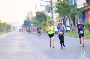 BIB: 
                            <button type="button" onclick="openModal(3732672)" class="btn btn-primary btn-sm float-right btn-popup" data-toggle="modal" data-target=".modal-high-quality">
                        <i class="fas fa-shopping-cart"></i> Add to Cart
                    </button>
                                            <button type="button" onclick="isThisMe(3732672, true)" class="btn btn-success btn-sm float-right btn-popup btn-isme hidden" data-toggle="tooltip" data-placement="bottom" title="นี่คือรูปของคุณใช่ไหม คลิกที่นี่เพื่อเอาเข้าอัลบั้ม">
                        <i class="fas fa-plus"></i> Add to album
                    </button>
                    <button type="button" onclick="isThisMe(3732672, false)" class="btn btn-warning btn-sm float-right btn-popup btn-isnotme hidden">
                        <i class="fas fa-ban"></i> Remove from album
                    </button>