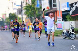 BIB: 
                            <button type="button" onclick="openModal(3746972)" class="btn btn-primary btn-sm float-right btn-popup" data-toggle="modal" data-target=".modal-high-quality">
                        <i class="fas fa-shopping-cart"></i> Add to Cart
                    </button>
                                            <button type="button" onclick="isThisMe(3746972, true)" class="btn btn-success btn-sm float-right btn-popup btn-isme hidden" data-toggle="tooltip" data-placement="bottom" title="นี่คือรูปของคุณใช่ไหม คลิกที่นี่เพื่อเอาเข้าอัลบั้ม">
                        <i class="fas fa-plus"></i> Add to album
                    </button>
                    <button type="button" onclick="isThisMe(3746972, false)" class="btn btn-warning btn-sm float-right btn-popup btn-isnotme hidden">
                        <i class="fas fa-ban"></i> Remove from album
                    </button>