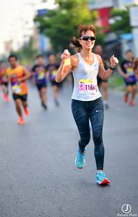 BIB: 1166
                            <button type="button" onclick="openModal(3759614)" class="btn btn-primary btn-sm float-right btn-popup" data-toggle="modal" data-target=".modal-high-quality">
                        <i class="fas fa-shopping-cart"></i> Add to Cart
                    </button>
                                            <button type="button" onclick="isThisMe(3759614, true)" class="btn btn-success btn-sm float-right btn-popup btn-isme hidden" data-toggle="tooltip" data-placement="bottom" title="นี่คือรูปของคุณใช่ไหม คลิกที่นี่เพื่อเอาเข้าอัลบั้ม">
                        <i class="fas fa-plus"></i> Add to album
                    </button>
                    <button type="button" onclick="isThisMe(3759614, false)" class="btn btn-warning btn-sm float-right btn-popup btn-isnotme hidden">
                        <i class="fas fa-ban"></i> Remove from album
                    </button>