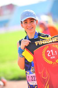 BIB: 211
                            <button type="button" onclick="openModal(3814625)" class="btn btn-primary btn-sm float-right btn-popup" data-toggle="modal" data-target=".modal-high-quality">
                        <i class="fas fa-shopping-cart"></i> Add to Cart
                    </button>
                                            <button type="button" onclick="isThisMe(3814625, true)" class="btn btn-success btn-sm float-right btn-popup btn-isme hidden" data-toggle="tooltip" data-placement="bottom" title="นี่คือรูปของคุณใช่ไหม คลิกที่นี่เพื่อเอาเข้าอัลบั้ม">
                        <i class="fas fa-plus"></i> Add to album
                    </button>
                    <button type="button" onclick="isThisMe(3814625, false)" class="btn btn-warning btn-sm float-right btn-popup btn-isnotme hidden">
                        <i class="fas fa-ban"></i> Remove from album
                    </button>