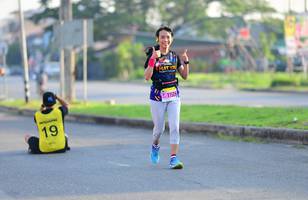 BIB: 11526
                            <button type="button" onclick="openModal(3783047)" class="btn btn-primary btn-sm float-right btn-popup" data-toggle="modal" data-target=".modal-high-quality">
                        <i class="fas fa-shopping-cart"></i> Add to Cart
                    </button>
                                            <button type="button" onclick="isThisMe(3783047, true)" class="btn btn-success btn-sm float-right btn-popup btn-isme hidden" data-toggle="tooltip" data-placement="bottom" title="นี่คือรูปของคุณใช่ไหม คลิกที่นี่เพื่อเอาเข้าอัลบั้ม">
                        <i class="fas fa-plus"></i> Add to album
                    </button>
                    <button type="button" onclick="isThisMe(3783047, false)" class="btn btn-warning btn-sm float-right btn-popup btn-isnotme hidden">
                        <i class="fas fa-ban"></i> Remove from album
                    </button>