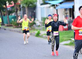 BIB: 
                            <button type="button" onclick="openModal(3747456)" class="btn btn-primary btn-sm float-right btn-popup" data-toggle="modal" data-target=".modal-high-quality">
                        <i class="fas fa-shopping-cart"></i> Add to Cart
                    </button>
                                            <button type="button" onclick="isThisMe(3747456, true)" class="btn btn-success btn-sm float-right btn-popup btn-isme hidden" data-toggle="tooltip" data-placement="bottom" title="นี่คือรูปของคุณใช่ไหม คลิกที่นี่เพื่อเอาเข้าอัลบั้ม">
                        <i class="fas fa-plus"></i> Add to album
                    </button>
                    <button type="button" onclick="isThisMe(3747456, false)" class="btn btn-warning btn-sm float-right btn-popup btn-isnotme hidden">
                        <i class="fas fa-ban"></i> Remove from album
                    </button>