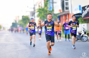 BIB: 10417
                            <button type="button" onclick="openModal(3746973)" class="btn btn-primary btn-sm float-right btn-popup" data-toggle="modal" data-target=".modal-high-quality">
                        <i class="fas fa-shopping-cart"></i> Add to Cart
                    </button>
                                            <button type="button" onclick="isThisMe(3746973, true)" class="btn btn-success btn-sm float-right btn-popup btn-isme hidden" data-toggle="tooltip" data-placement="bottom" title="นี่คือรูปของคุณใช่ไหม คลิกที่นี่เพื่อเอาเข้าอัลบั้ม">
                        <i class="fas fa-plus"></i> Add to album
                    </button>
                    <button type="button" onclick="isThisMe(3746973, false)" class="btn btn-warning btn-sm float-right btn-popup btn-isnotme hidden">
                        <i class="fas fa-ban"></i> Remove from album
                    </button>