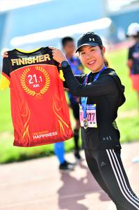 BIB: 211
                            <button type="button" onclick="openModal(3814658)" class="btn btn-primary btn-sm float-right btn-popup" data-toggle="modal" data-target=".modal-high-quality">
                        <i class="fas fa-shopping-cart"></i> Add to Cart
                    </button>
                                            <button type="button" onclick="isThisMe(3814658, true)" class="btn btn-success btn-sm float-right btn-popup btn-isme hidden" data-toggle="tooltip" data-placement="bottom" title="นี่คือรูปของคุณใช่ไหม คลิกที่นี่เพื่อเอาเข้าอัลบั้ม">
                        <i class="fas fa-plus"></i> Add to album
                    </button>
                    <button type="button" onclick="isThisMe(3814658, false)" class="btn btn-warning btn-sm float-right btn-popup btn-isnotme hidden">
                        <i class="fas fa-ban"></i> Remove from album
                    </button>