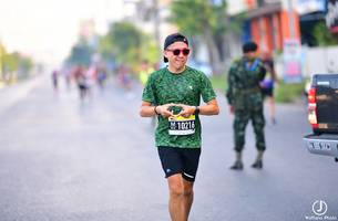 BIB: 10216
                            <button type="button" onclick="openModal(3747112)" class="btn btn-primary btn-sm float-right btn-popup" data-toggle="modal" data-target=".modal-high-quality">
                        <i class="fas fa-shopping-cart"></i> Add to Cart
                    </button>
                                            <button type="button" onclick="isThisMe(3747112, true)" class="btn btn-success btn-sm float-right btn-popup btn-isme hidden" data-toggle="tooltip" data-placement="bottom" title="นี่คือรูปของคุณใช่ไหม คลิกที่นี่เพื่อเอาเข้าอัลบั้ม">
                        <i class="fas fa-plus"></i> Add to album
                    </button>
                    <button type="button" onclick="isThisMe(3747112, false)" class="btn btn-warning btn-sm float-right btn-popup btn-isnotme hidden">
                        <i class="fas fa-ban"></i> Remove from album
                    </button>