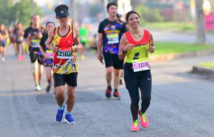 BIB: 41197, 12355
                            <button type="button" onclick="openModal(3783135)" class="btn btn-primary btn-sm float-right btn-popup" data-toggle="modal" data-target=".modal-high-quality">
                        <i class="fas fa-shopping-cart"></i> Add to Cart
                    </button>
                                            <button type="button" onclick="isThisMe(3783135, true)" class="btn btn-success btn-sm float-right btn-popup btn-isme hidden" data-toggle="tooltip" data-placement="bottom" title="นี่คือรูปของคุณใช่ไหม คลิกที่นี่เพื่อเอาเข้าอัลบั้ม">
                        <i class="fas fa-plus"></i> Add to album
                    </button>
                    <button type="button" onclick="isThisMe(3783135, false)" class="btn btn-warning btn-sm float-right btn-popup btn-isnotme hidden">
                        <i class="fas fa-ban"></i> Remove from album
                    </button>