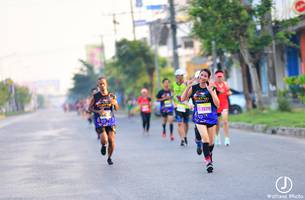 BIB: 1229
                            <button type="button" onclick="openModal(3732699)" class="btn btn-primary btn-sm float-right btn-popup" data-toggle="modal" data-target=".modal-high-quality">
                        <i class="fas fa-shopping-cart"></i> Add to Cart
                    </button>
                                            <button type="button" onclick="isThisMe(3732699, true)" class="btn btn-success btn-sm float-right btn-popup btn-isme hidden" data-toggle="tooltip" data-placement="bottom" title="นี่คือรูปของคุณใช่ไหม คลิกที่นี่เพื่อเอาเข้าอัลบั้ม">
                        <i class="fas fa-plus"></i> Add to album
                    </button>
                    <button type="button" onclick="isThisMe(3732699, false)" class="btn btn-warning btn-sm float-right btn-popup btn-isnotme hidden">
                        <i class="fas fa-ban"></i> Remove from album
                    </button>