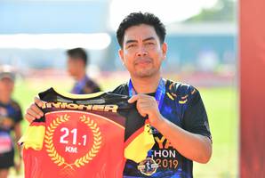 BIB: 2019
                            <button type="button" onclick="openModal(3806768)" class="btn btn-primary btn-sm float-right btn-popup" data-toggle="modal" data-target=".modal-high-quality">
                        <i class="fas fa-shopping-cart"></i> Add to Cart
                    </button>
                                            <button type="button" onclick="isThisMe(3806768, true)" class="btn btn-success btn-sm float-right btn-popup btn-isme hidden" data-toggle="tooltip" data-placement="bottom" title="นี่คือรูปของคุณใช่ไหม คลิกที่นี่เพื่อเอาเข้าอัลบั้ม">
                        <i class="fas fa-plus"></i> Add to album
                    </button>
                    <button type="button" onclick="isThisMe(3806768, false)" class="btn btn-warning btn-sm float-right btn-popup btn-isnotme hidden">
                        <i class="fas fa-ban"></i> Remove from album
                    </button>