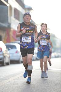 BIB: 042140, 040232
                            <button type="button" onclick="openModal(3730628)" class="btn btn-primary btn-sm float-right btn-popup" data-toggle="modal" data-target=".modal-high-quality">
                        <i class="fas fa-shopping-cart"></i> Add to Cart
                    </button>
                                            <button type="button" onclick="isThisMe(3730628, true)" class="btn btn-success btn-sm float-right btn-popup btn-isme hidden" data-toggle="tooltip" data-placement="bottom" title="นี่คือรูปของคุณใช่ไหม คลิกที่นี่เพื่อเอาเข้าอัลบั้ม">
                        <i class="fas fa-plus"></i> Add to album
                    </button>
                    <button type="button" onclick="isThisMe(3730628, false)" class="btn btn-warning btn-sm float-right btn-popup btn-isnotme hidden">
                        <i class="fas fa-ban"></i> Remove from album
                    </button>