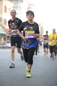 BIB: 12162
                            <button type="button" onclick="openModal(3748976)" class="btn btn-primary btn-sm float-right btn-popup" data-toggle="modal" data-target=".modal-high-quality">
                        <i class="fas fa-shopping-cart"></i> Add to Cart
                    </button>
                                            <button type="button" onclick="isThisMe(3748976, true)" class="btn btn-success btn-sm float-right btn-popup btn-isme hidden" data-toggle="tooltip" data-placement="bottom" title="นี่คือรูปของคุณใช่ไหม คลิกที่นี่เพื่อเอาเข้าอัลบั้ม">
                        <i class="fas fa-plus"></i> Add to album
                    </button>
                    <button type="button" onclick="isThisMe(3748976, false)" class="btn btn-warning btn-sm float-right btn-popup btn-isnotme hidden">
                        <i class="fas fa-ban"></i> Remove from album
                    </button>