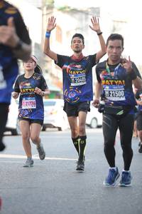 BIB: 21500, 
                            <button type="button" onclick="openModal(3751581)" class="btn btn-primary btn-sm float-right btn-popup" data-toggle="modal" data-target=".modal-high-quality">
                        <i class="fas fa-shopping-cart"></i> Add to Cart
                    </button>
                                            <button type="button" onclick="isThisMe(3751581, true)" class="btn btn-success btn-sm float-right btn-popup btn-isme hidden" data-toggle="tooltip" data-placement="bottom" title="นี่คือรูปของคุณใช่ไหม คลิกที่นี่เพื่อเอาเข้าอัลบั้ม">
                        <i class="fas fa-plus"></i> Add to album
                    </button>
                    <button type="button" onclick="isThisMe(3751581, false)" class="btn btn-warning btn-sm float-right btn-popup btn-isnotme hidden">
                        <i class="fas fa-ban"></i> Remove from album
                    </button>