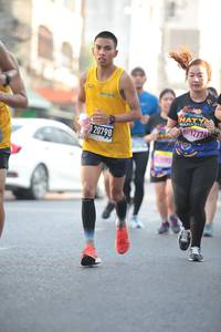 BIB: 0798
                            <button type="button" onclick="openModal(3750721)" class="btn btn-primary btn-sm float-right btn-popup" data-toggle="modal" data-target=".modal-high-quality">
                        <i class="fas fa-shopping-cart"></i> Add to Cart
                    </button>
                                            <button type="button" onclick="isThisMe(3750721, true)" class="btn btn-success btn-sm float-right btn-popup btn-isme hidden" data-toggle="tooltip" data-placement="bottom" title="นี่คือรูปของคุณใช่ไหม คลิกที่นี่เพื่อเอาเข้าอัลบั้ม">
                        <i class="fas fa-plus"></i> Add to album
                    </button>
                    <button type="button" onclick="isThisMe(3750721, false)" class="btn btn-warning btn-sm float-right btn-popup btn-isnotme hidden">
                        <i class="fas fa-ban"></i> Remove from album
                    </button>