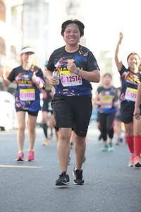 BIB: 1251
                            <button type="button" onclick="openModal(3751585)" class="btn btn-primary btn-sm float-right btn-popup" data-toggle="modal" data-target=".modal-high-quality">
                        <i class="fas fa-shopping-cart"></i> Add to Cart
                    </button>
                                            <button type="button" onclick="isThisMe(3751585, true)" class="btn btn-success btn-sm float-right btn-popup btn-isme hidden" data-toggle="tooltip" data-placement="bottom" title="นี่คือรูปของคุณใช่ไหม คลิกที่นี่เพื่อเอาเข้าอัลบั้ม">
                        <i class="fas fa-plus"></i> Add to album
                    </button>
                    <button type="button" onclick="isThisMe(3751585, false)" class="btn btn-warning btn-sm float-right btn-popup btn-isnotme hidden">
                        <i class="fas fa-ban"></i> Remove from album
                    </button>