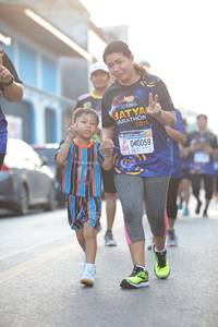 BIB: 040059
                            <button type="button" onclick="openModal(3746944)" class="btn btn-primary btn-sm float-right btn-popup" data-toggle="modal" data-target=".modal-high-quality">
                        <i class="fas fa-shopping-cart"></i> Add to Cart
                    </button>
                                            <button type="button" onclick="isThisMe(3746944, true)" class="btn btn-success btn-sm float-right btn-popup btn-isme hidden" data-toggle="tooltip" data-placement="bottom" title="นี่คือรูปของคุณใช่ไหม คลิกที่นี่เพื่อเอาเข้าอัลบั้ม">
                        <i class="fas fa-plus"></i> Add to album
                    </button>
                    <button type="button" onclick="isThisMe(3746944, false)" class="btn btn-warning btn-sm float-right btn-popup btn-isnotme hidden">
                        <i class="fas fa-ban"></i> Remove from album
                    </button>