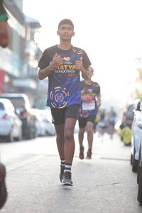 BIB: 201
                            <button type="button" onclick="openModal(3730679)" class="btn btn-primary btn-sm float-right btn-popup" data-toggle="modal" data-target=".modal-high-quality">
                        <i class="fas fa-shopping-cart"></i> Add to Cart
                    </button>
                                            <button type="button" onclick="isThisMe(3730679, true)" class="btn btn-success btn-sm float-right btn-popup btn-isme hidden" data-toggle="tooltip" data-placement="bottom" title="นี่คือรูปของคุณใช่ไหม คลิกที่นี่เพื่อเอาเข้าอัลบั้ม">
                        <i class="fas fa-plus"></i> Add to album
                    </button>
                    <button type="button" onclick="isThisMe(3730679, false)" class="btn btn-warning btn-sm float-right btn-popup btn-isnotme hidden">
                        <i class="fas fa-ban"></i> Remove from album
                    </button>